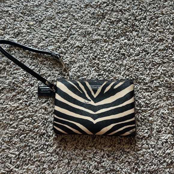 Coach Zebra Pattern Black and Cream Wristlet - Picture 1 of 13